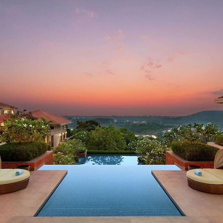 Hilton Goa Resort Candolim Exterior photo