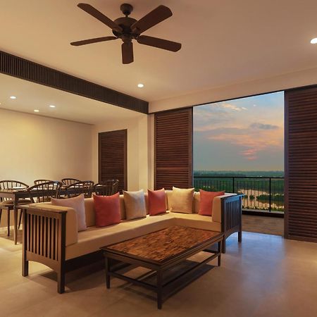Hilton Goa Resort Candolim Exterior photo