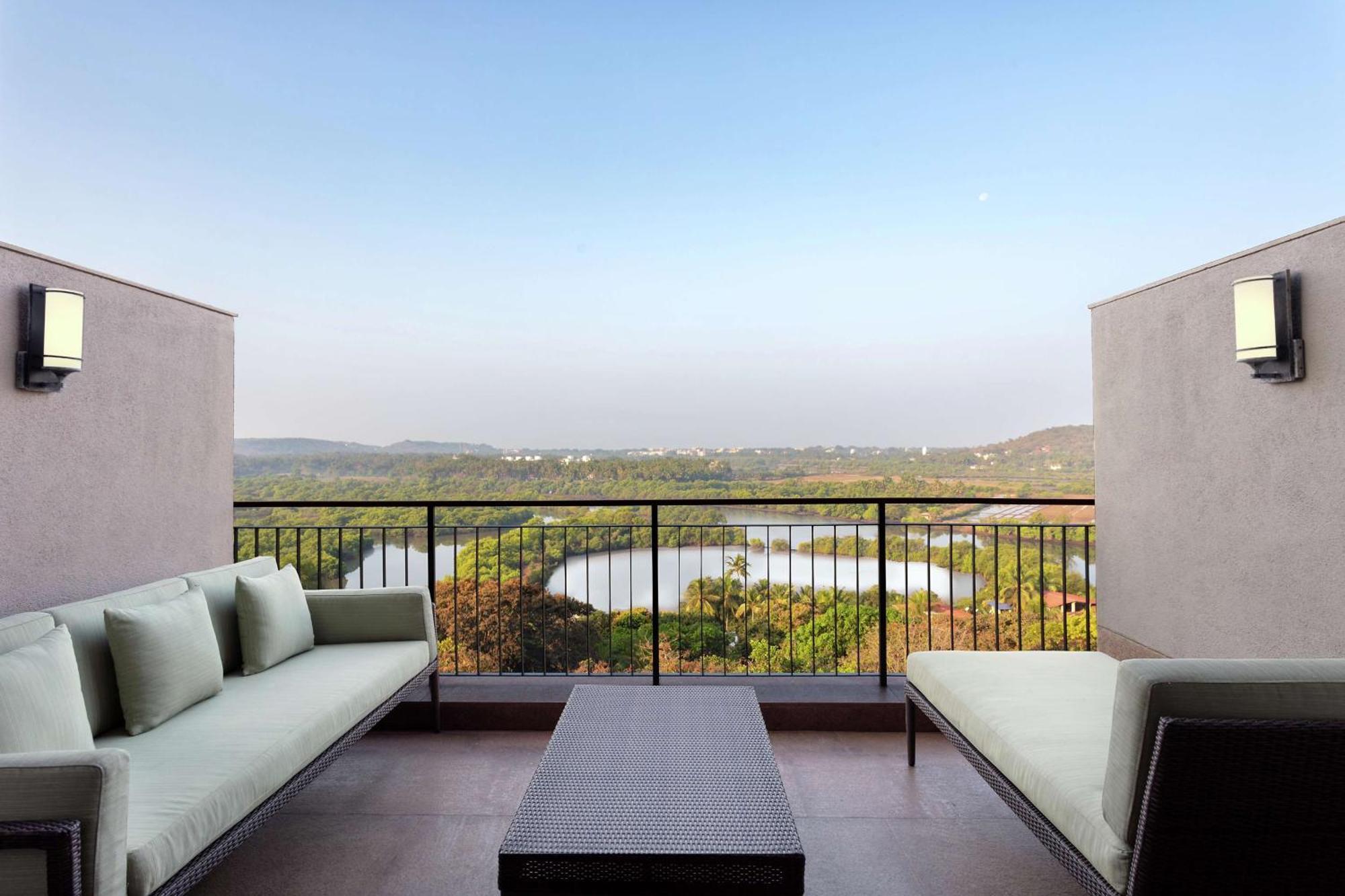 Hilton Goa Resort Candolim Exterior photo