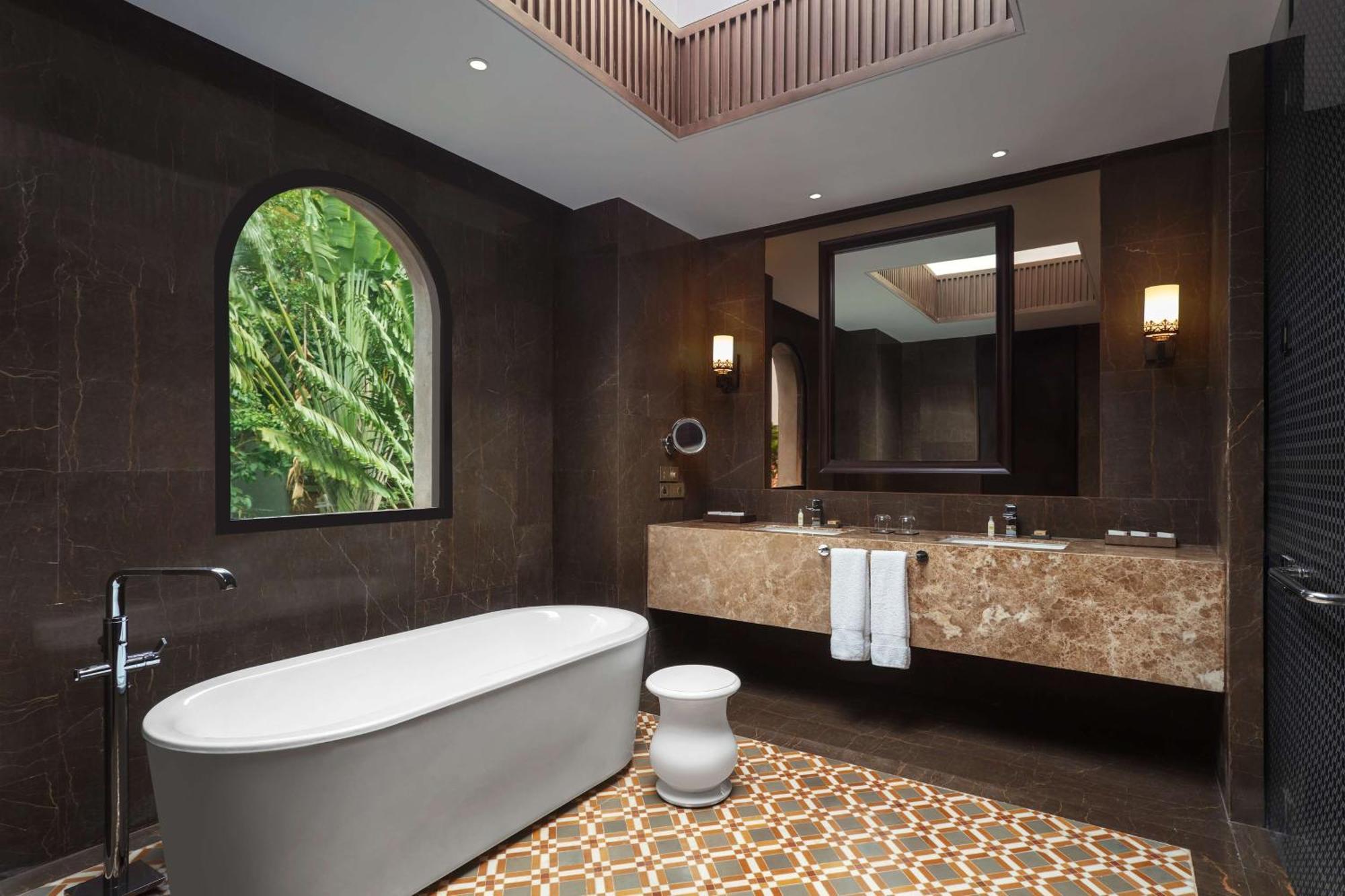Hilton Goa Resort Candolim Exterior photo